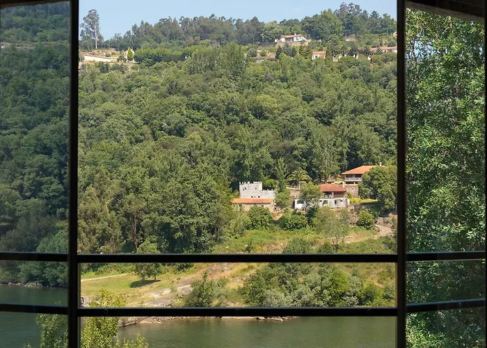 Douro * Castelo de Paiva